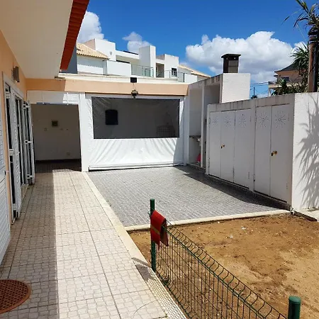 Semesterbostad Holiday Home R. Cmte. Ramiro Correia