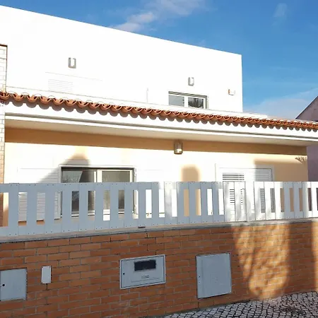 Holiday Home R. Cmte. Ramiro Correia