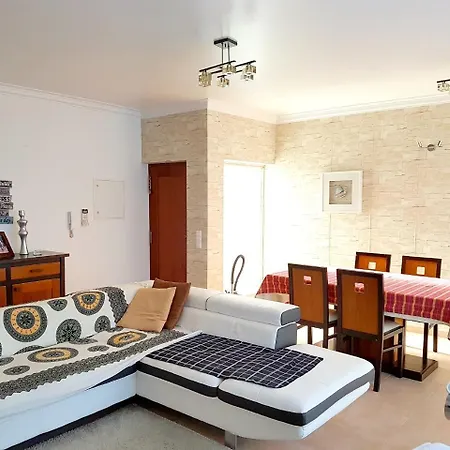 Holiday Home R. Cmte. Ramiro Correia Semesterbostad Almada